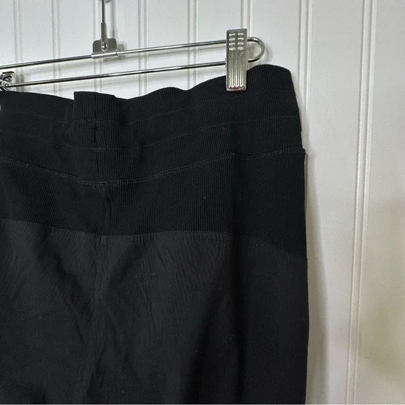 Lululemon Women's Dance Studio Mid-Rise Jogger Full‎ Length Black Size 6 - Picture 11 of 16